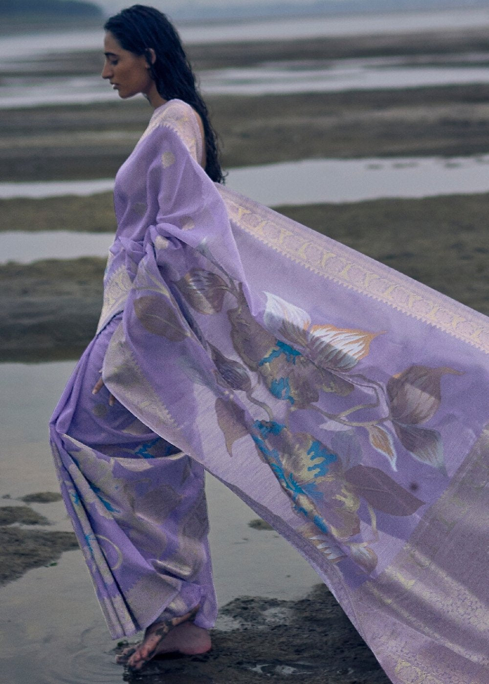 Lavender Woven Linen Silk Saree with Floral Motif on Pallu and Border