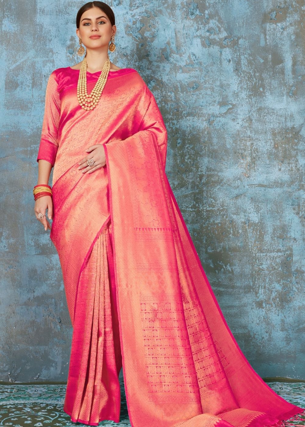 Fuscia Pink Handloom Weave Kanjivaram Silk Saree : Special Wedding Edition
