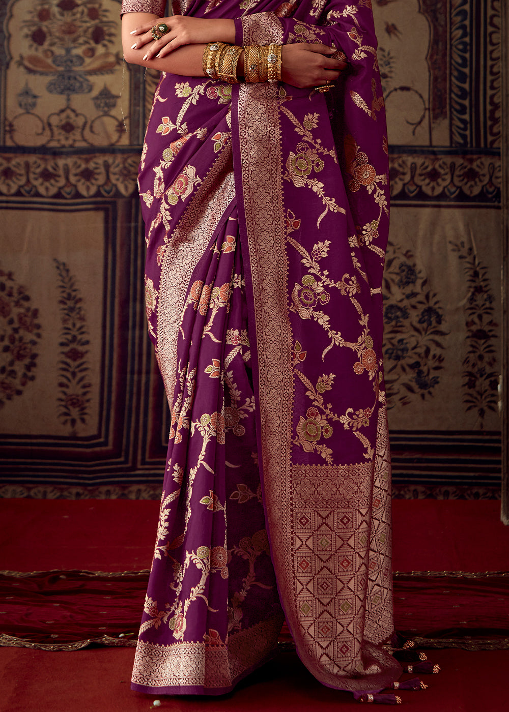 Byzantine Purple Meenakari Weaving Dola Silk Saree