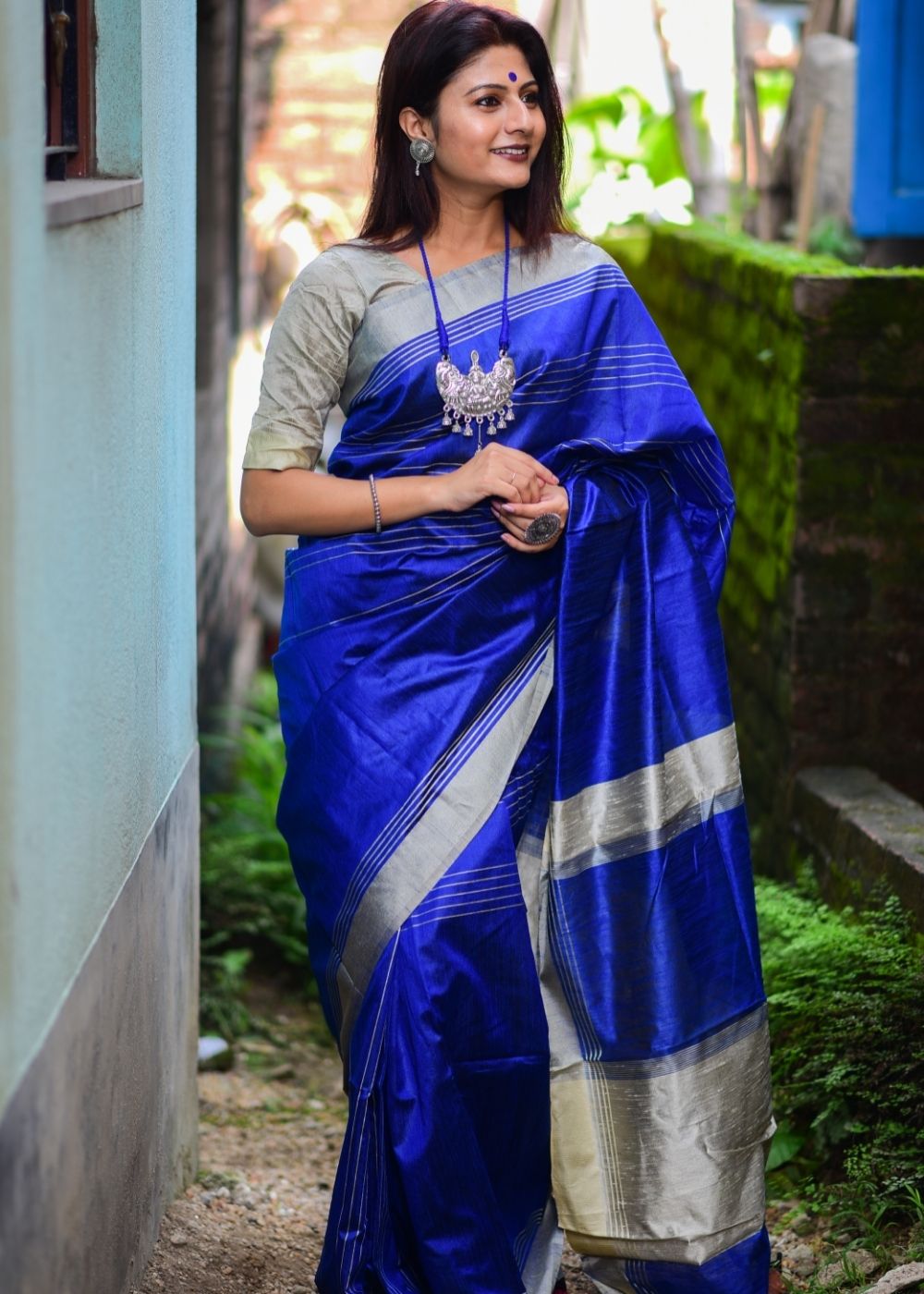 Royal Blue Designer Raw Silk Saree