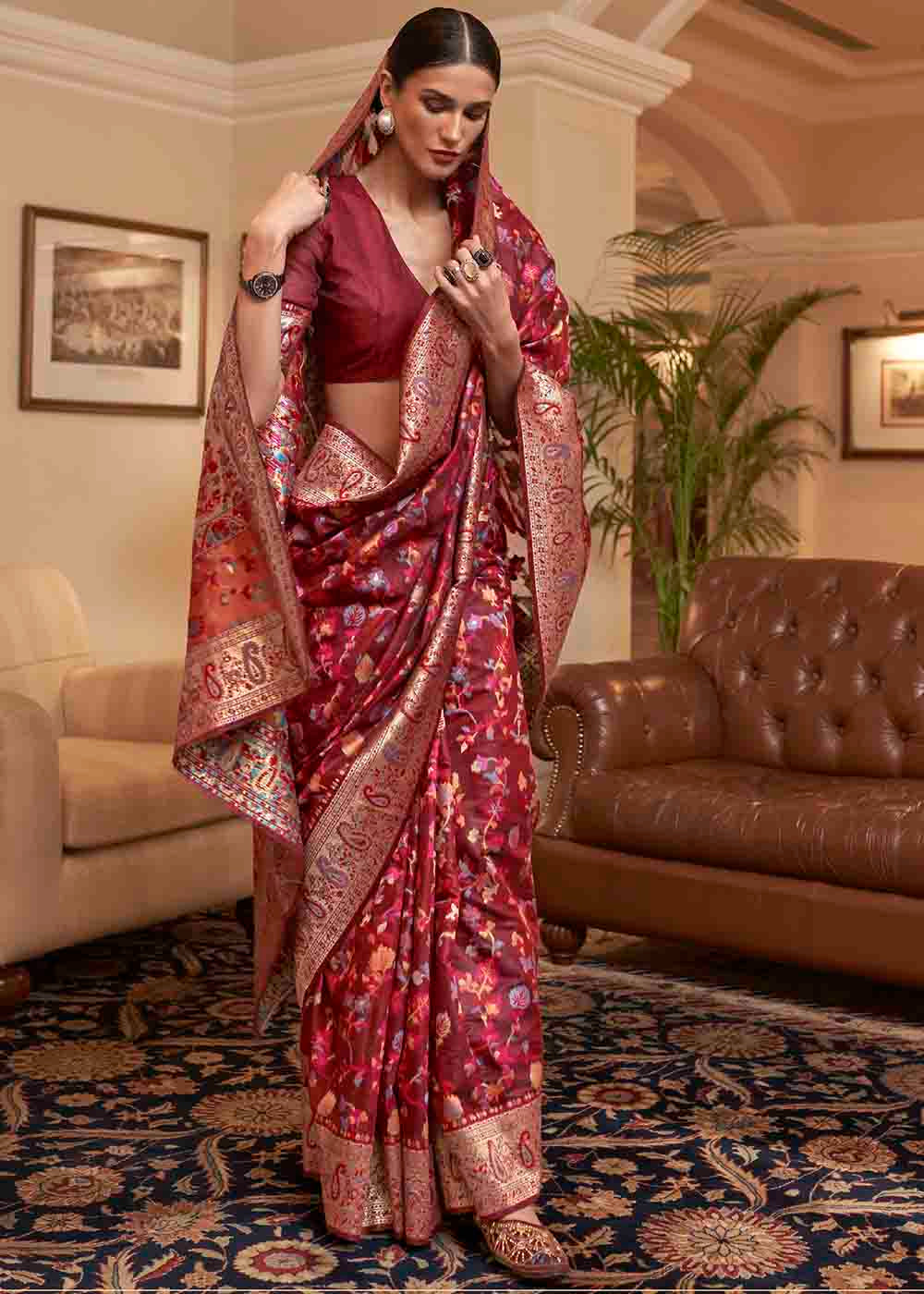 Sienna Brown Banarasi Jamawar Woven Silk Saree