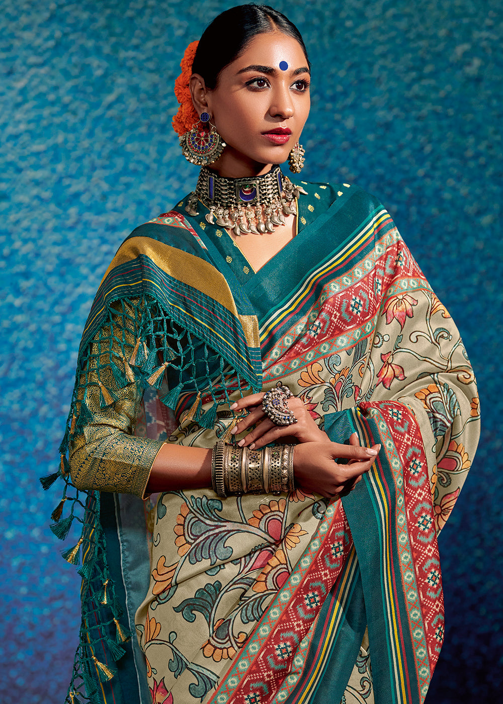 Ivory White & Blue Kalamkari Printed Soft Tussar Silk Saree with Patola Pallu
