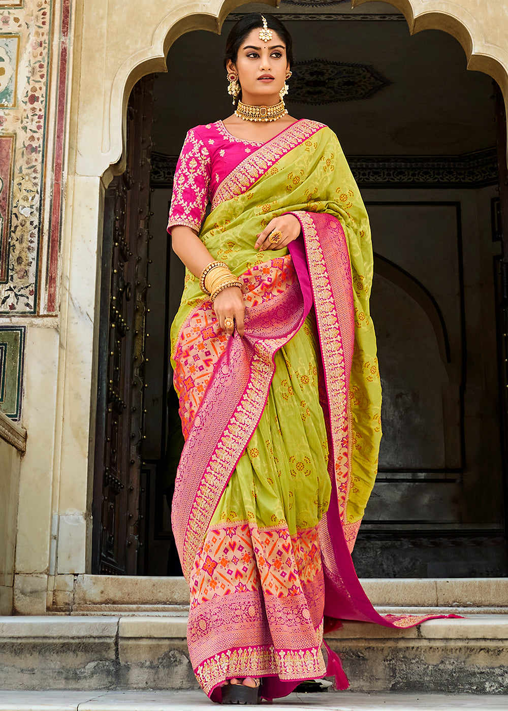 Kelly Green Woven Dola Silk Saree with Embroidered Blouse
