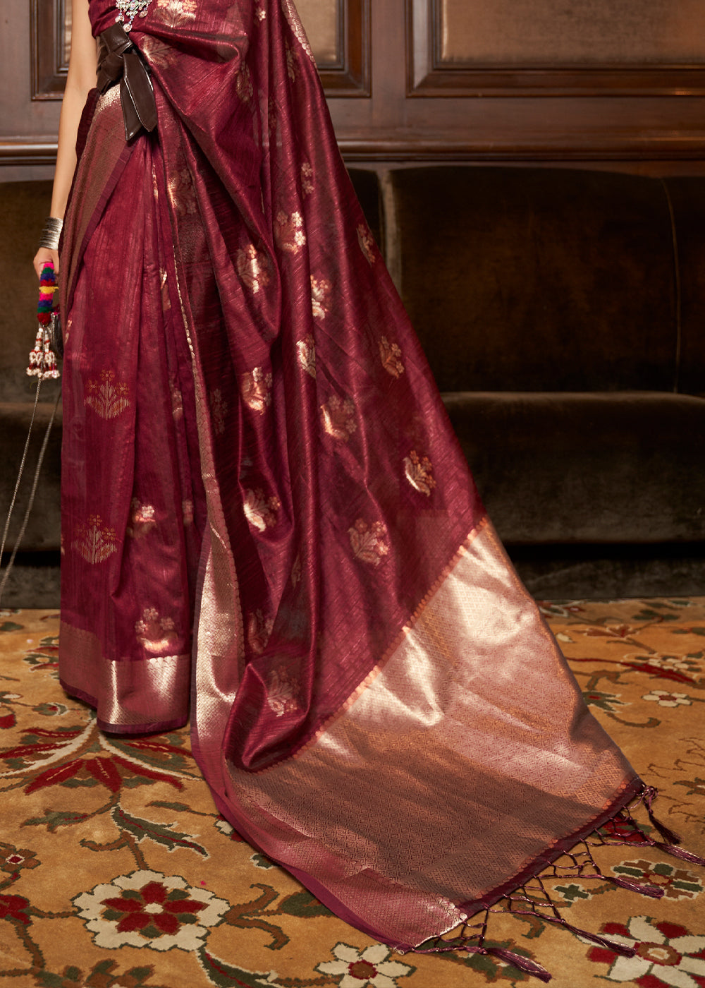 Berry Red Handloom Weaving Silk Saree