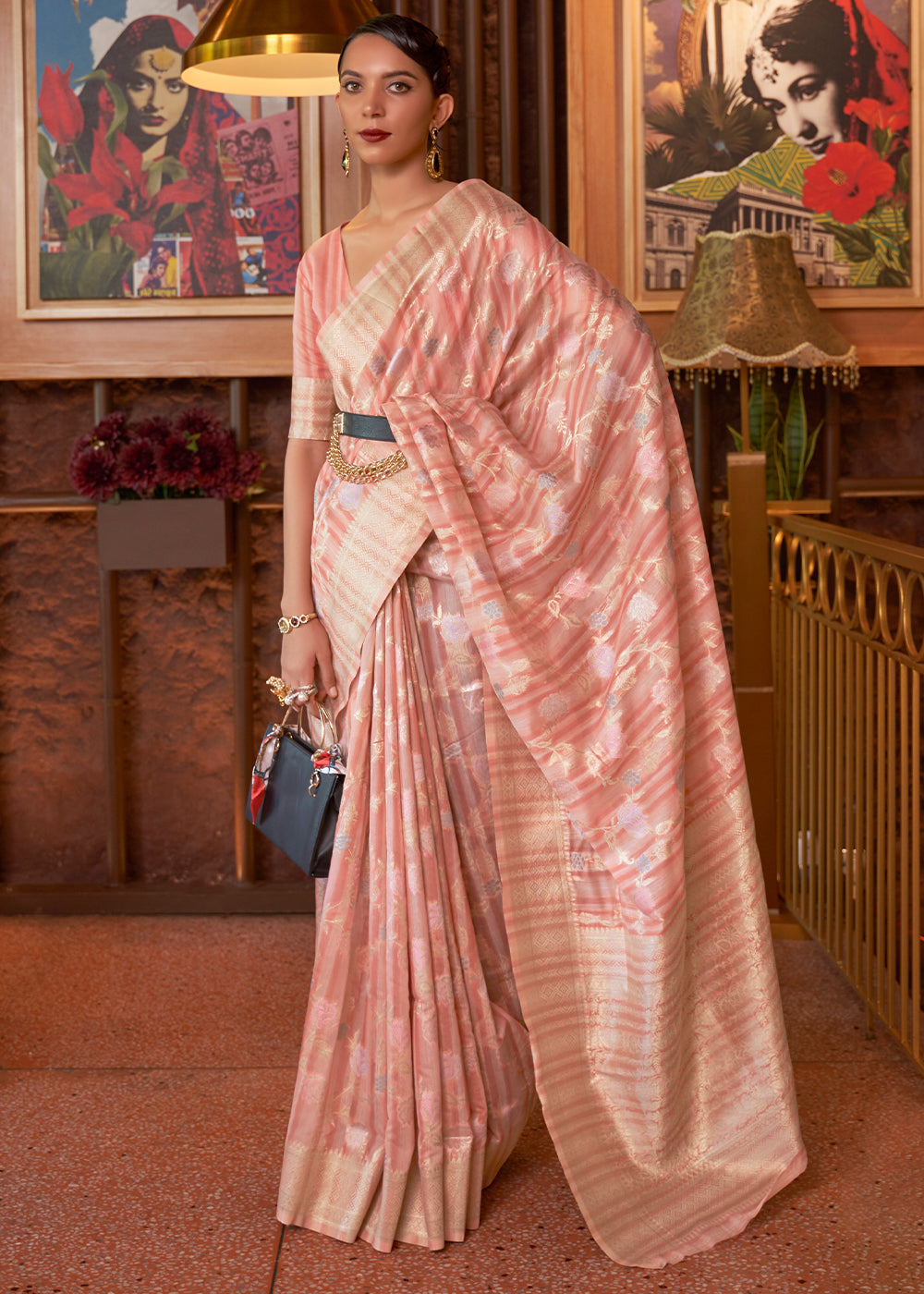 Shades Of Pink Handloom Weaving Linen Silk Saree