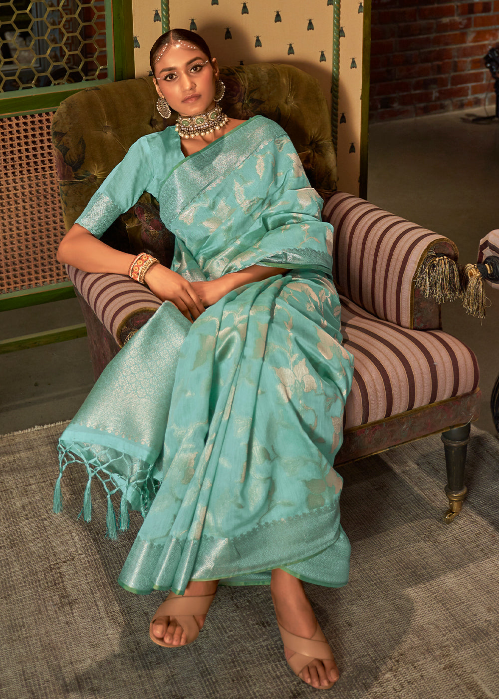 Shades Of Green Handloom Woven Designer Silk Saree