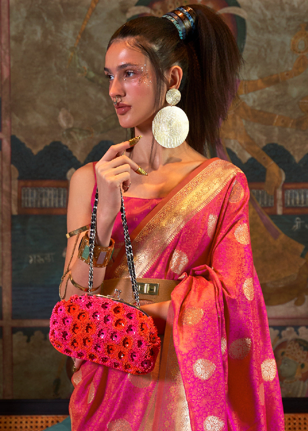 Shades Of Brown Tanchoi Handloom Woven Satin Silk Saree