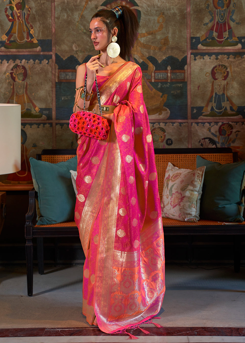 Shades Of Brown Tanchoi Handloom Woven Satin Silk Saree