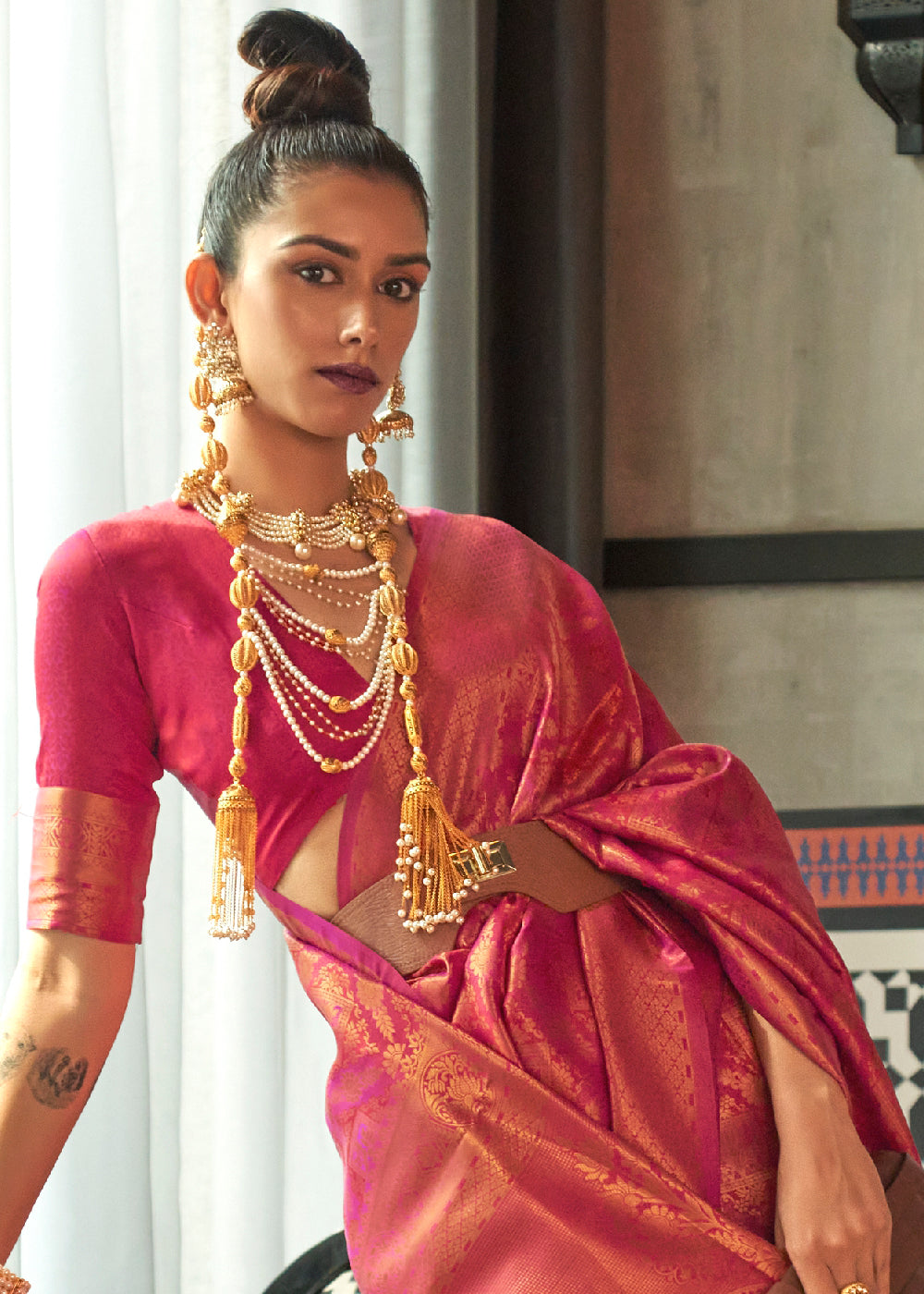 French Rose Pink Two Tone Handloom Weaving Banarasi Silk Saree