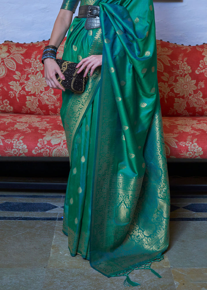 Dynasty Green Dual Tone Zari Woven Banarasi Silk Saree