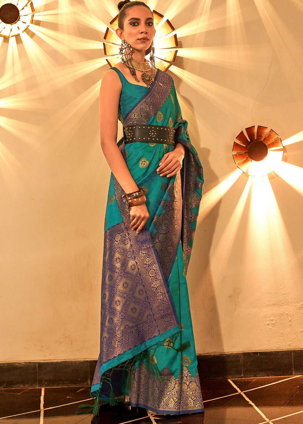 Greasy Green Handloom Woven Banarasi Silk Saree
