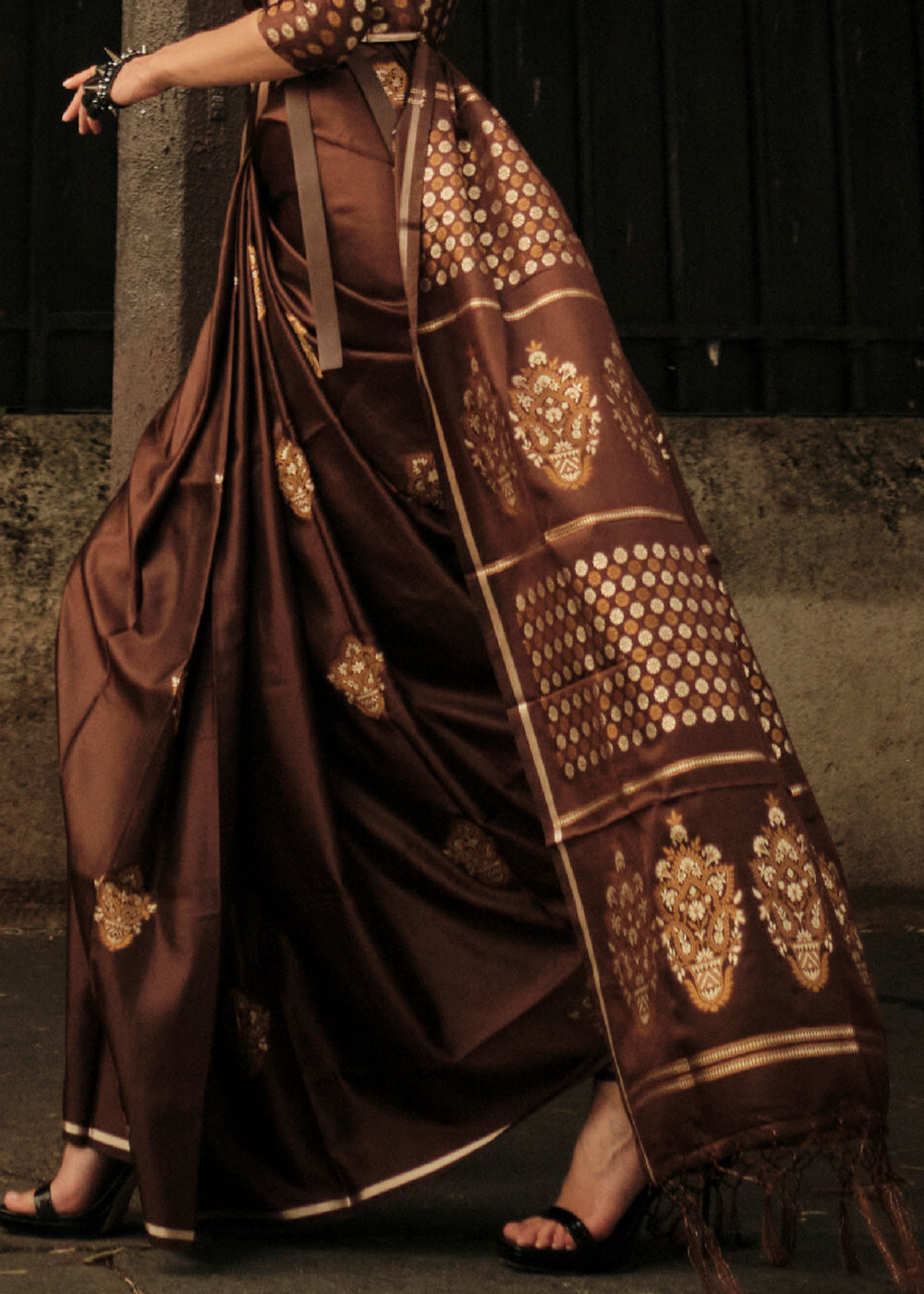 Coffee Brown Handloom Woven Satin Silk Saree