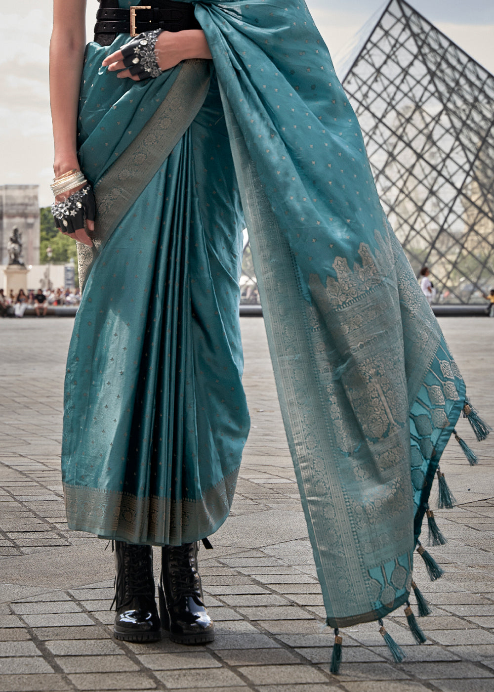 Shades Of Blue Handloom Woven Satin Silk Saree