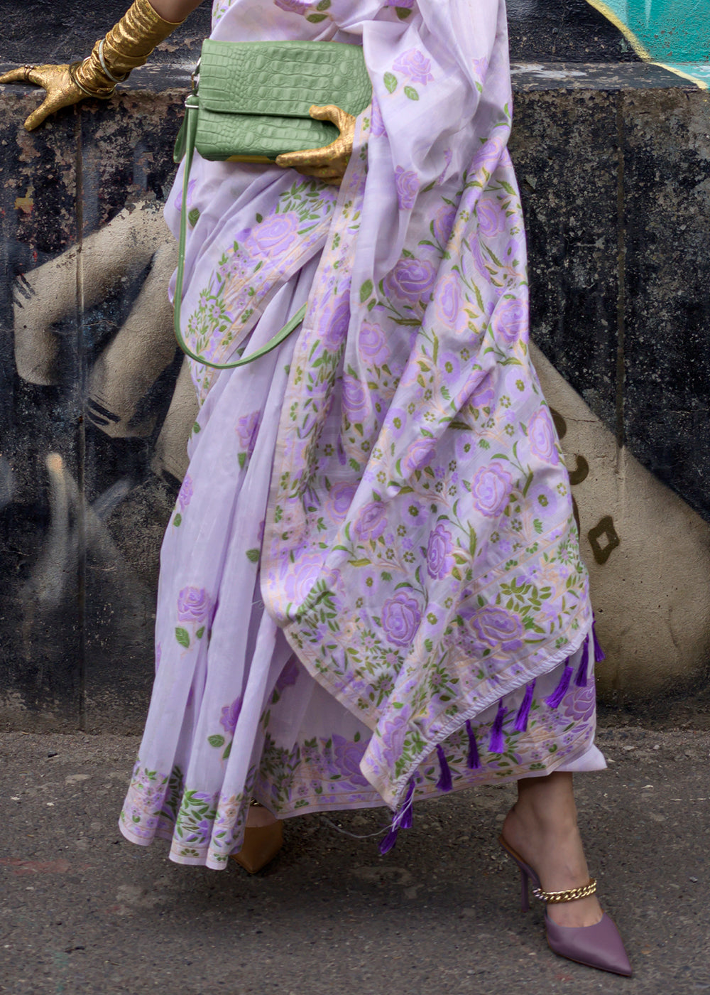 Paste Purple Floral Parsi Weaving Handloom Silk Saree