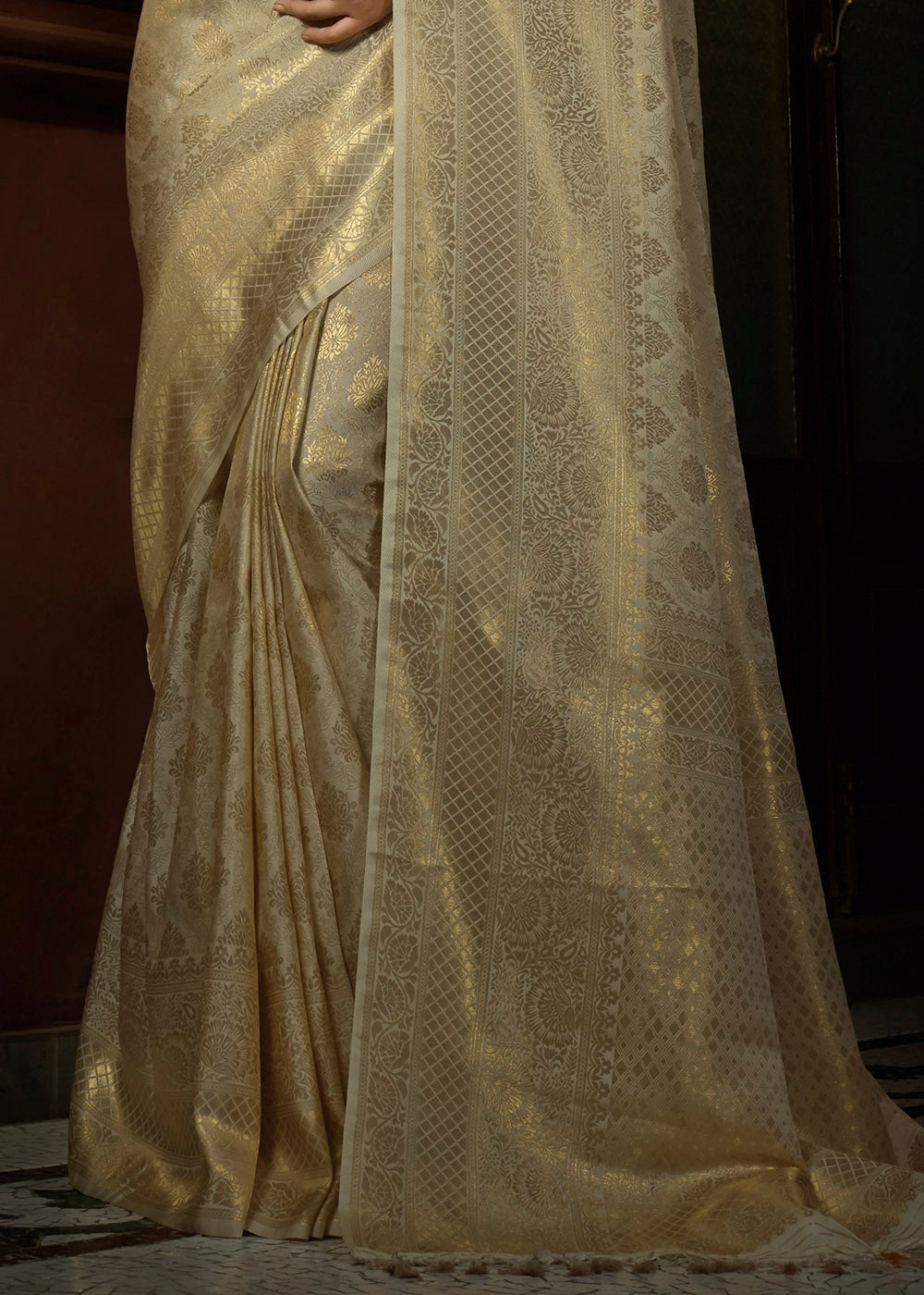 Ivory White & Golden Blend Woven Kanjivaram Silk Saree(Pre-Order)