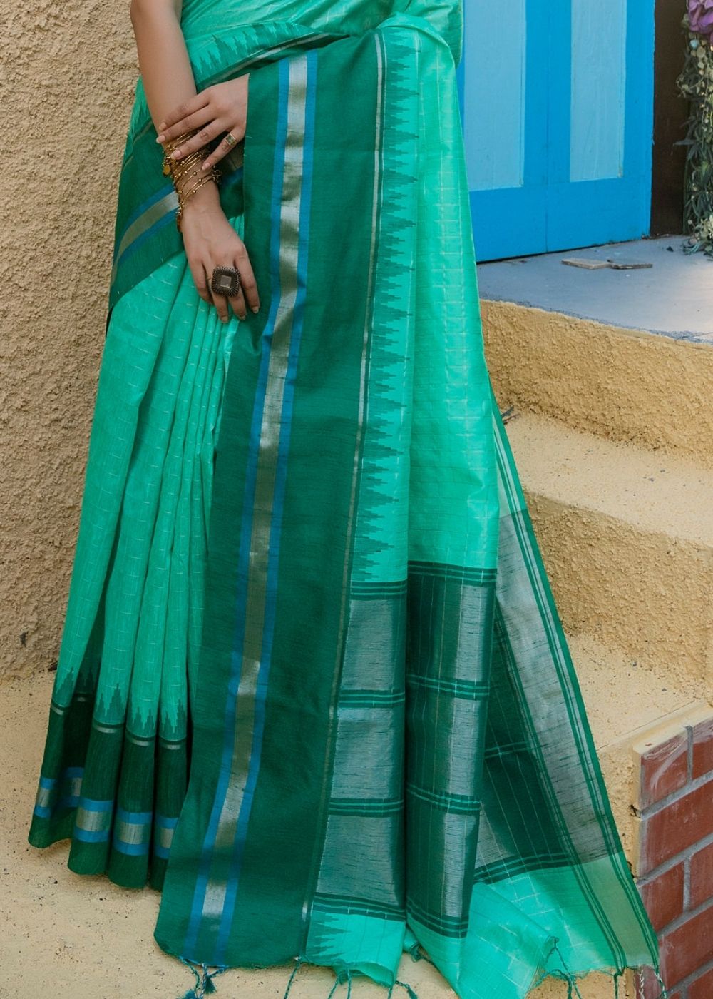 Emerald Green Zari Woven Banarasi Raw Silk Saree