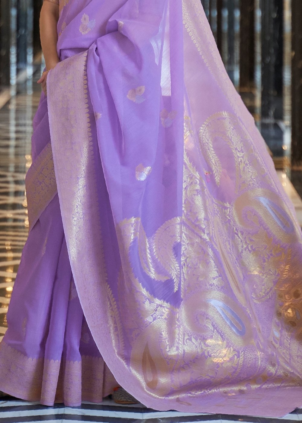 Amethyst Purple Zari Woven Linen Silk Saree