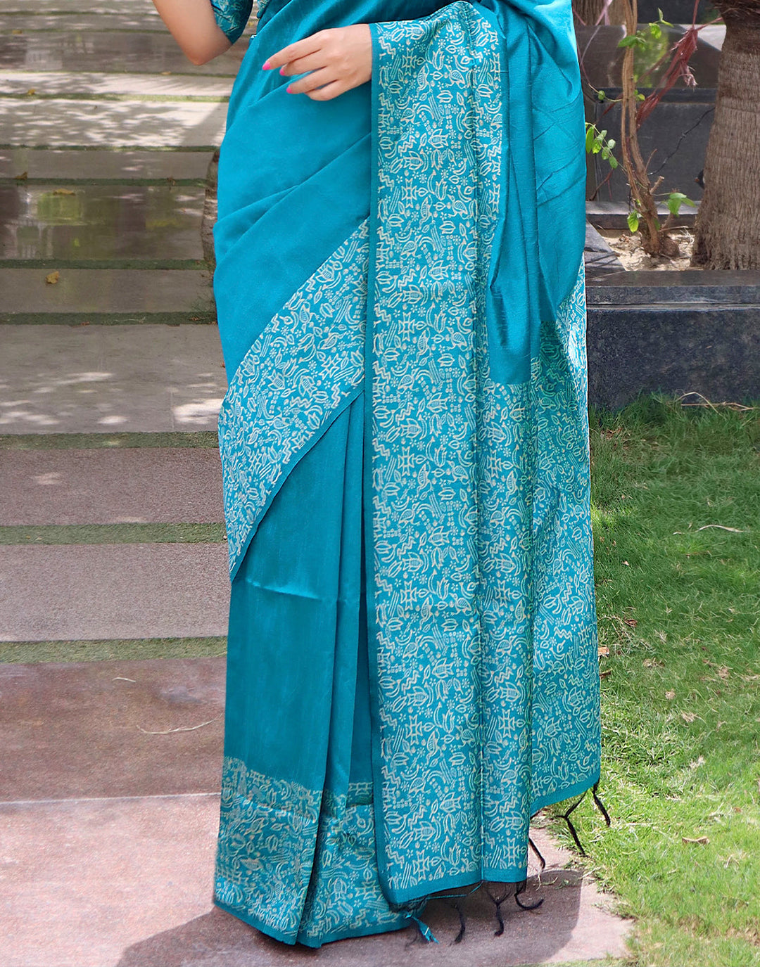 Turquoise Blue Handloom Raw Silk Saree