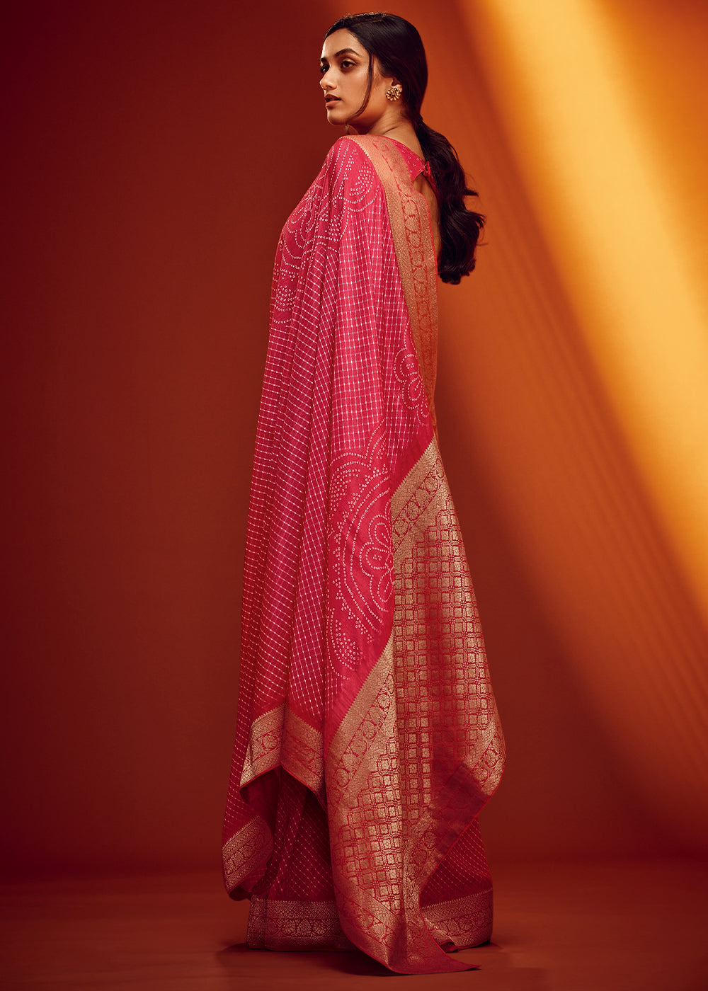 French Rose Pink Bandhani Printed Woven Viscose Silk Saree